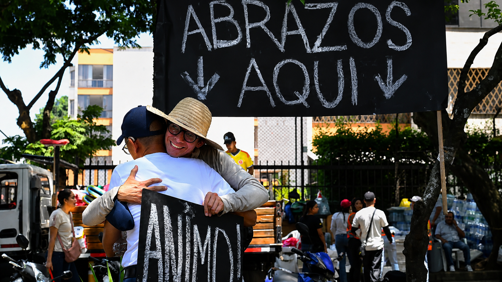 A una semana del terremoto: Cali unida se ayuda a levantar