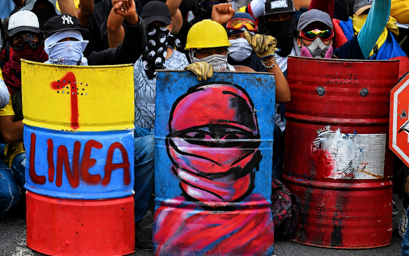DECRETO BUSCA REGULAR LA PROTESTA SOCIAL EN COLOMBIA: GOBERNADORA DEL VALLE Y ALCALDE DE CALI LO RESPALDAN