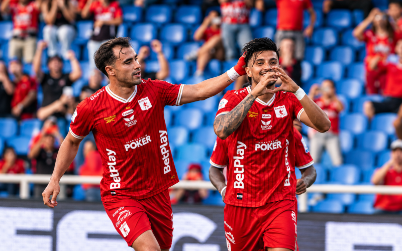 AMÉRICA DE CALI DEFIENDE EL LIDERATO ANTE LLANEROS: LOS ESCARLATAS JUEGAN HOY DOMINGO, CONOZCA EL HORARIO